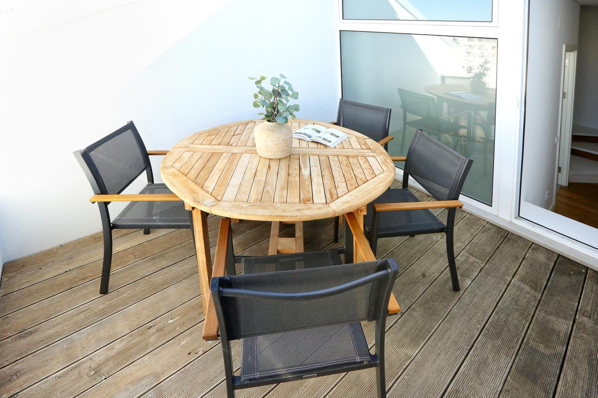 Zen & Tan Apartment Faro Bagian luar foto